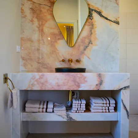 Boutique Guesthouse-moncarapacho Aparthotel 4*
