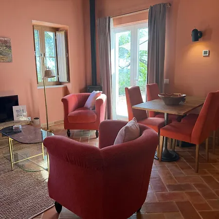 Aparthotel Boutique Guesthouse-moncarapacho